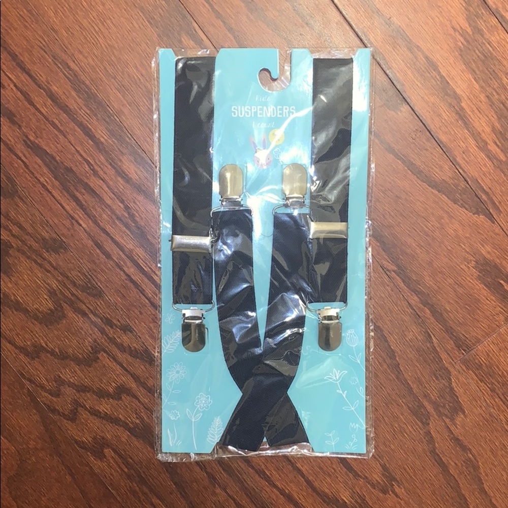 Brand new kids suspenders size 3+ navy blue